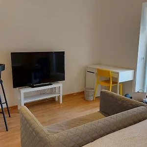 https://entire-guest-suite.hotelssaintjulians.com