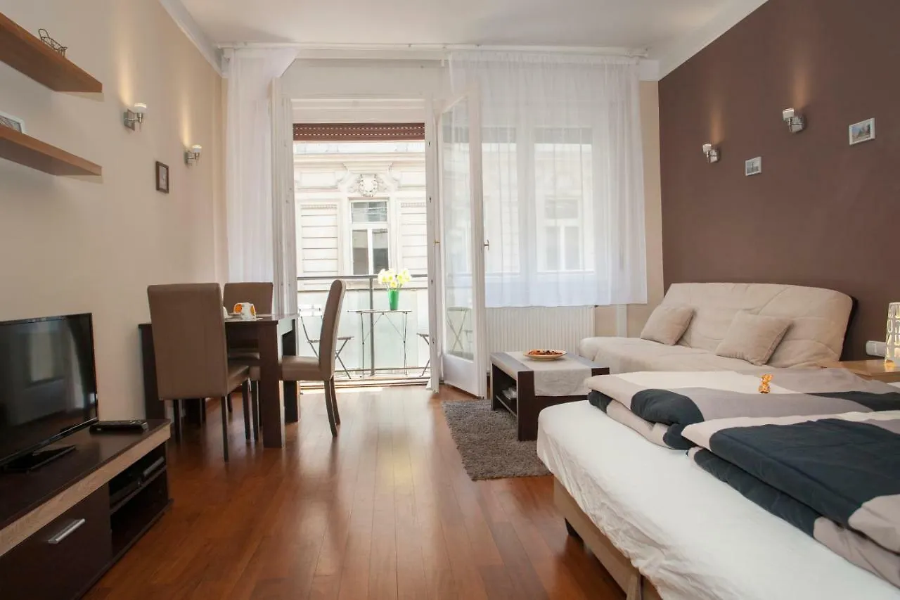 Katrin Apartment Budapest 0*,